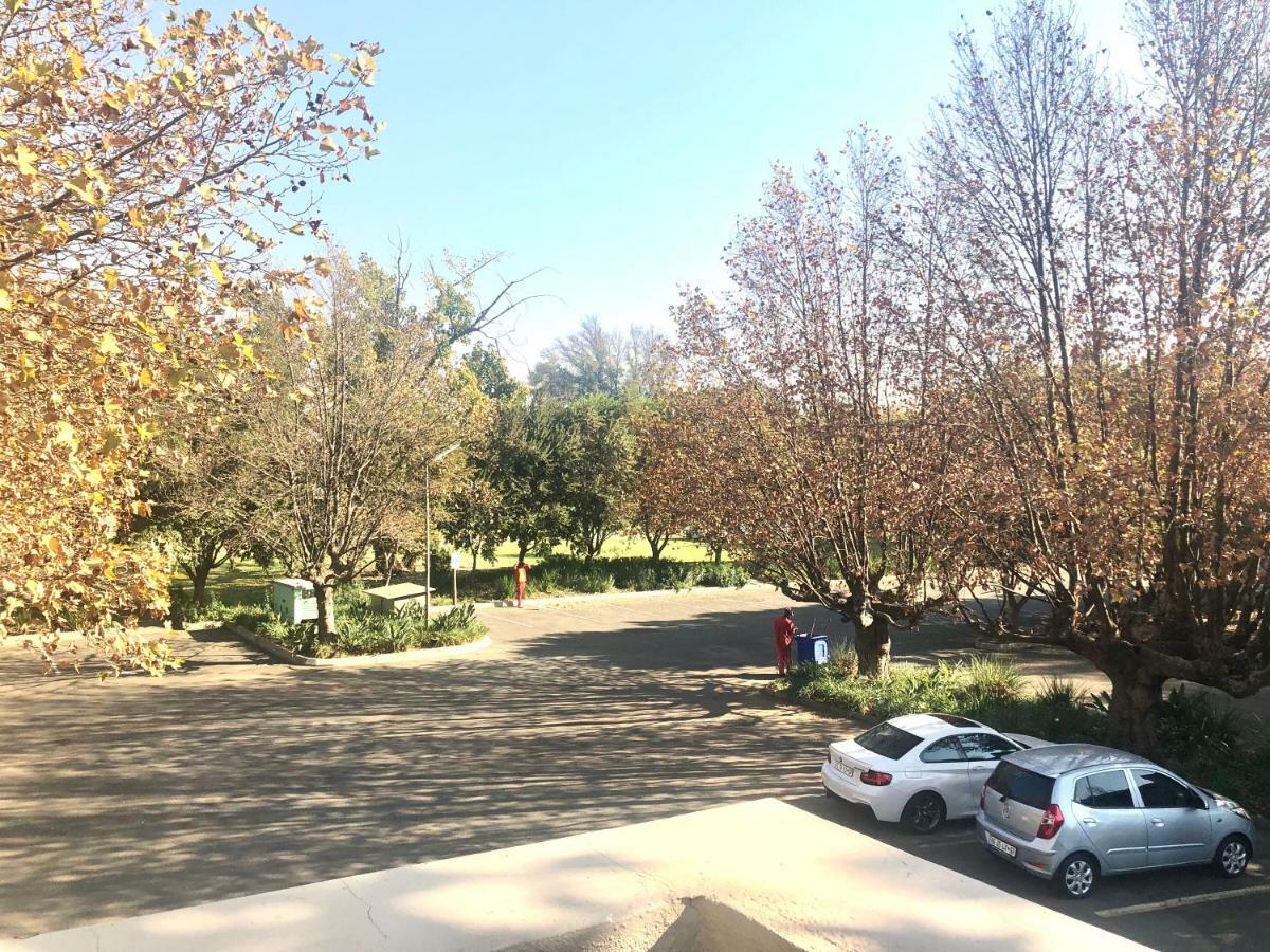 Lido Hotel Johannesburg Exterior photo